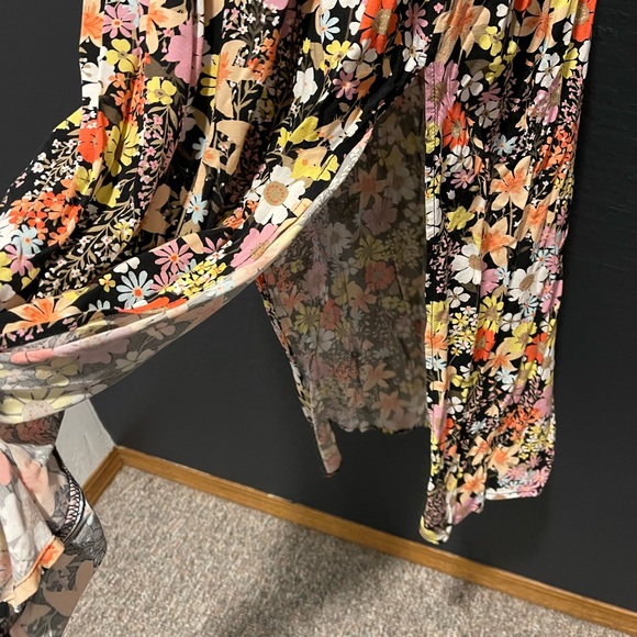 Lily Rose Maxi Dress - Picture 6 of 7